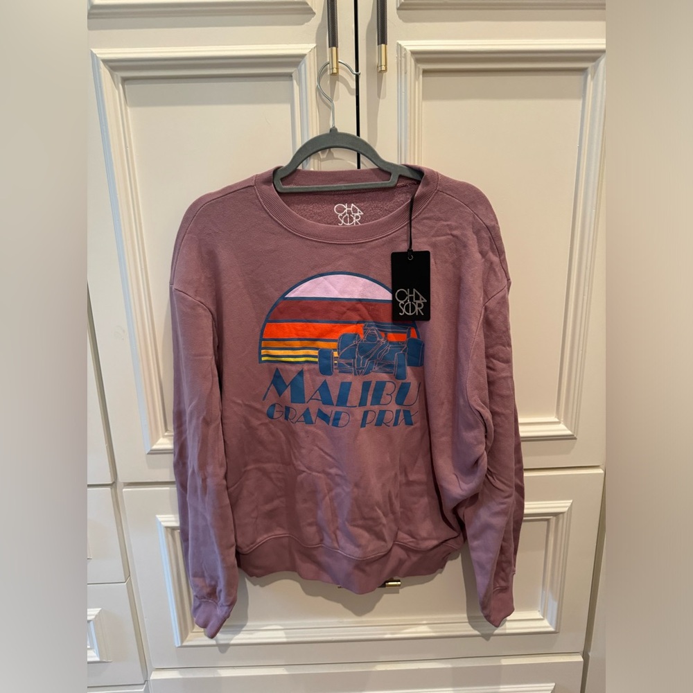 Chaser Small Malibu Gran Prix Sweatshirt. ⚡️💗